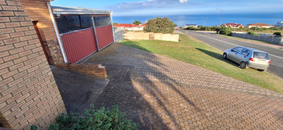 3 Bedroom Property for Sale in Dana Bay Western Cape